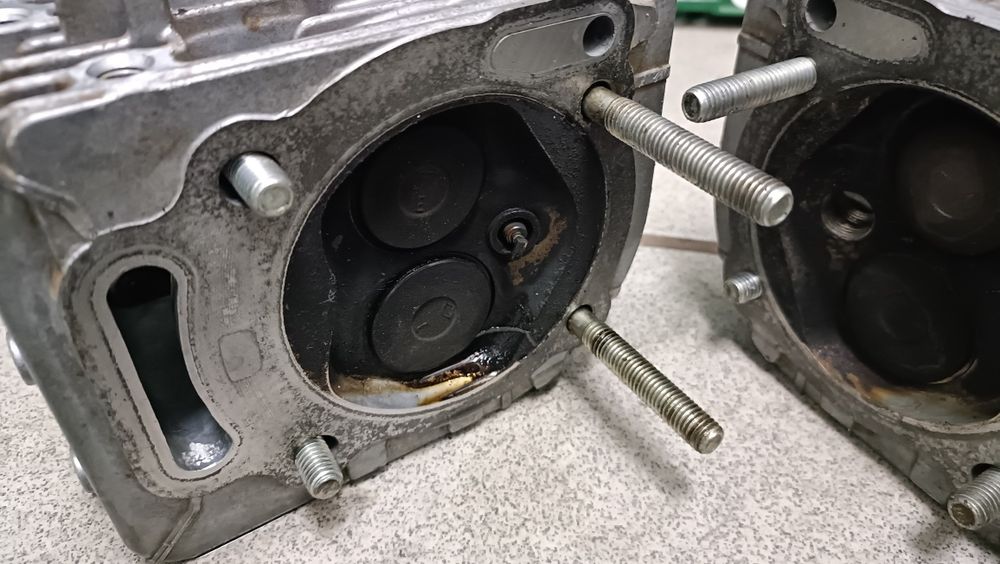 Głowice 38 do silnik Briggs vanguard v-twin wał poziomy tłok 75mm