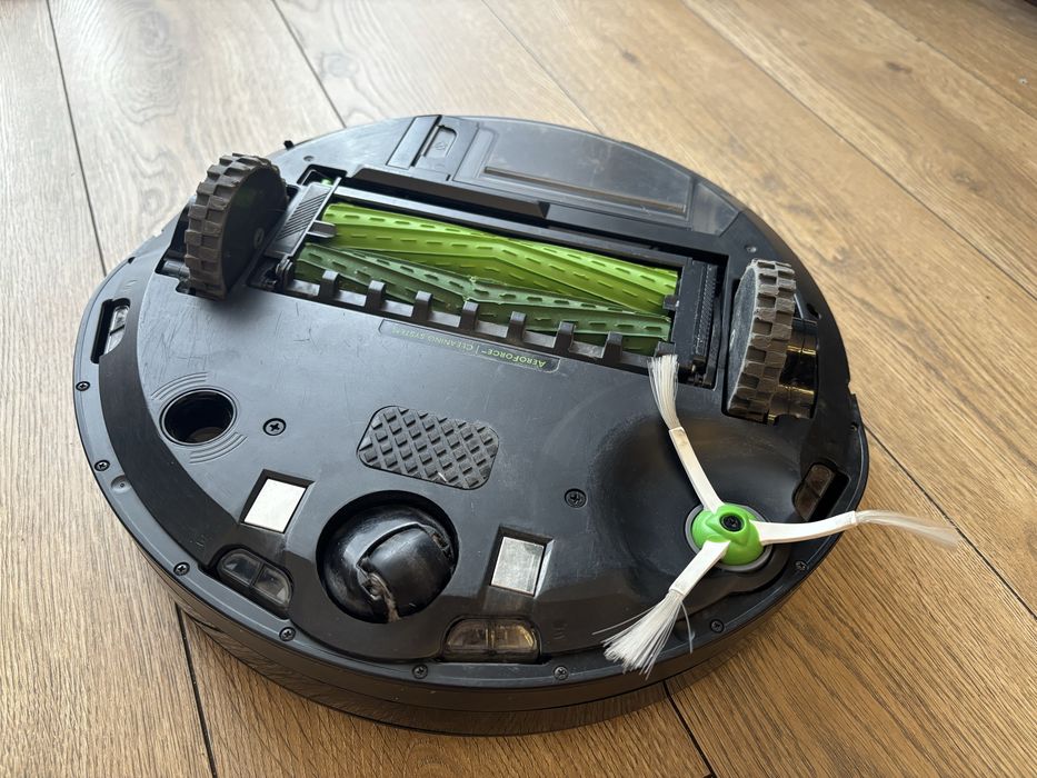 IRobot Roomba i3