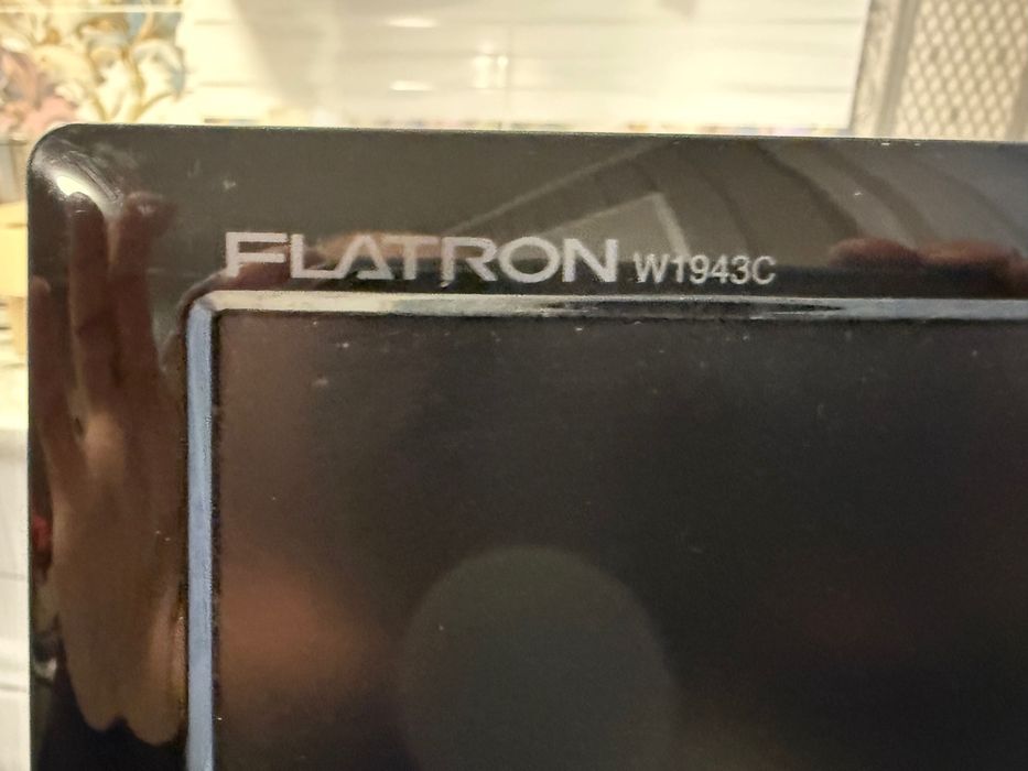 Монитор LG FLATRON W1943C 19"