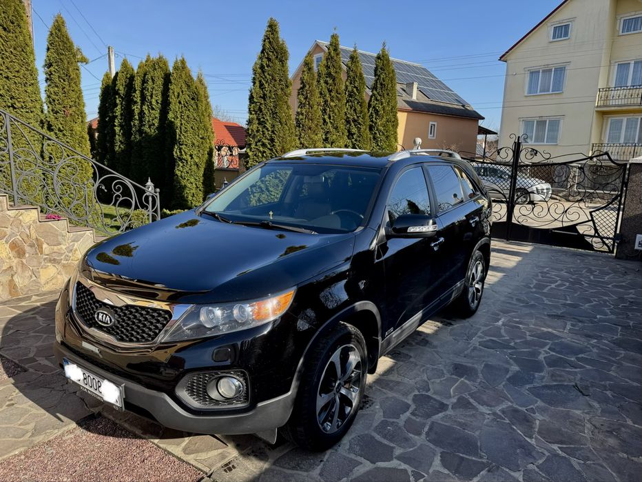 Kia Sorento 2012 • 2.2 Дизель • AWD • Автомат • 196 тис. км