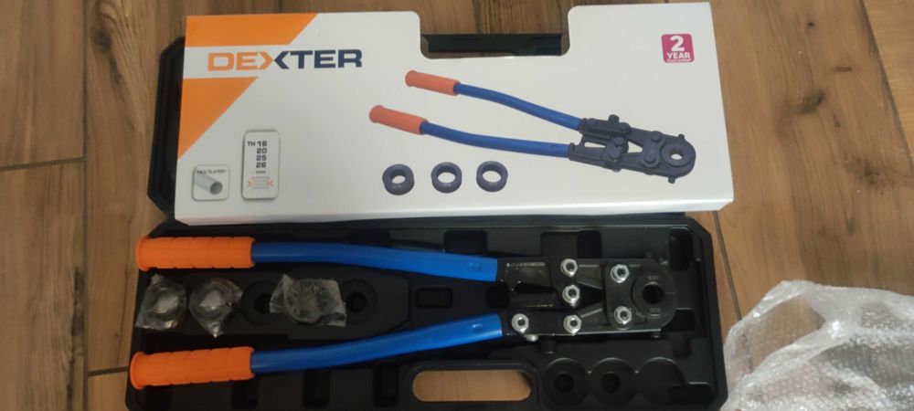 Alicate multicamadas com matrizes para tubo de 16 a 25 milímetros