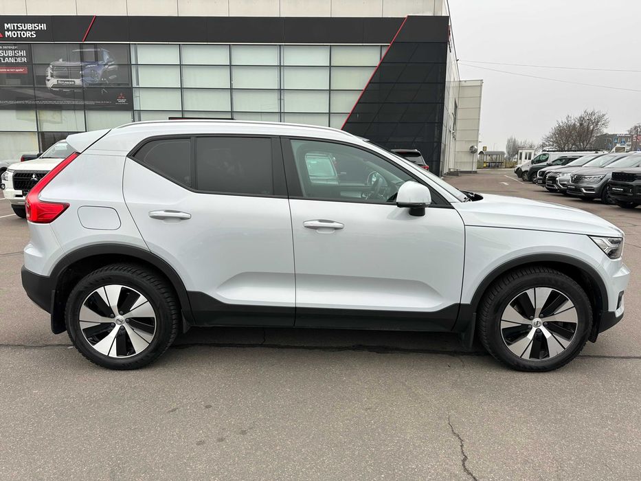 Volvo XC40 2020 Momentum Pro