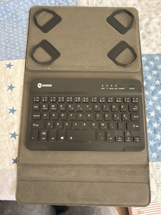 Teclado com capa para tablet