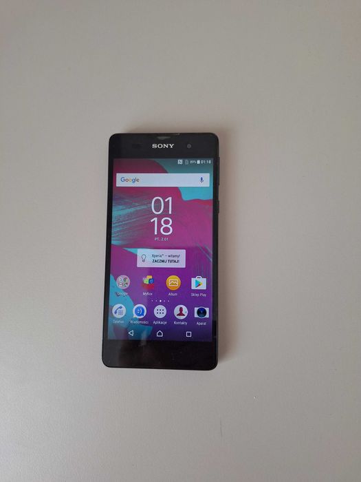 Telefon Sony Xperia F3311