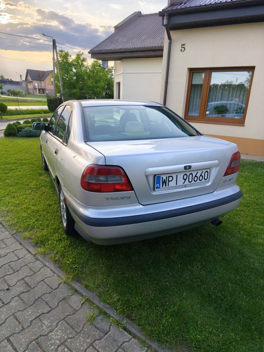 Sprzedam Volvo S40 1.8