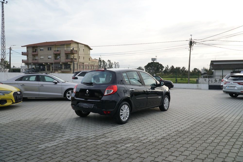 Renault Clio 1.5 Dci 2011