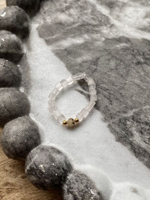 Pierścionek z kamieni naturalnych, kwarc różowy, jaspis dalmatyński, handmade