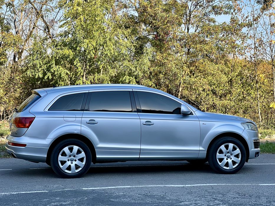 Audi Q7 - 3.0 TDI - quattro - S line - 7-ми місна