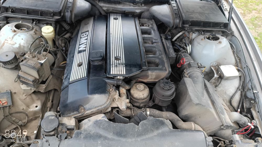 Автомобіль Bmw e39
