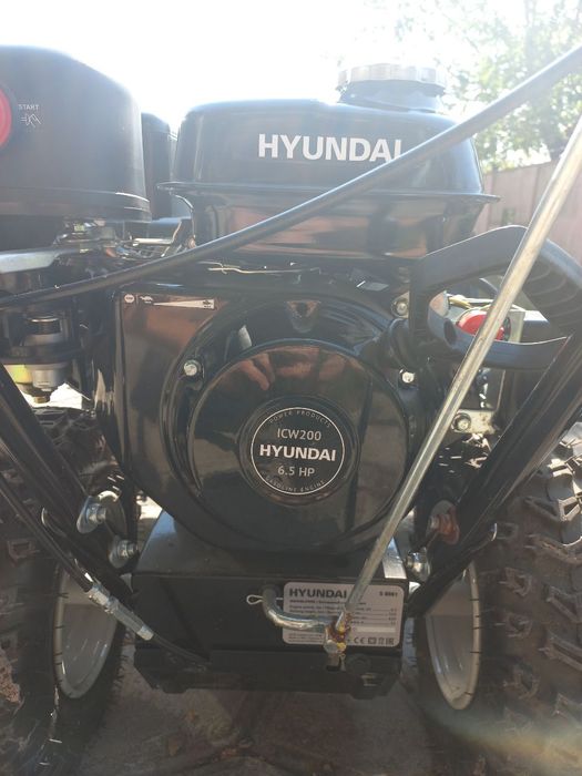 Снігоприбирач Hyundai S 6561