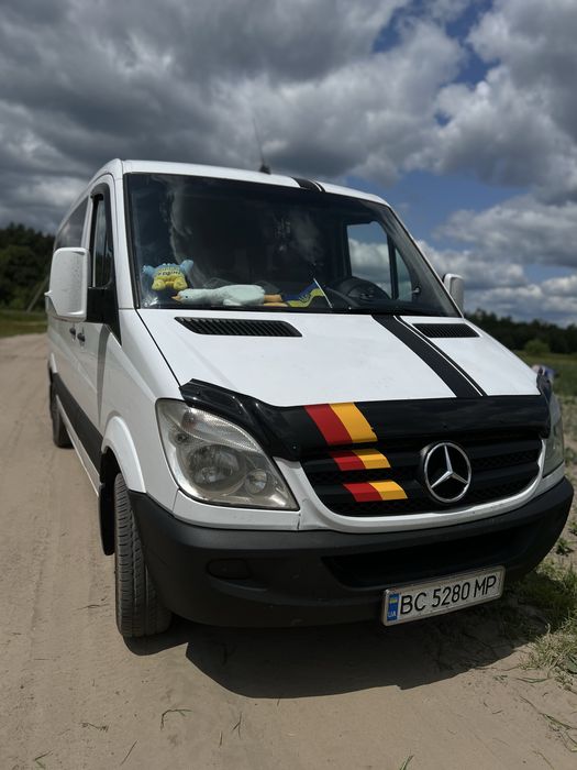 Mercedes benz Sprinter 2011