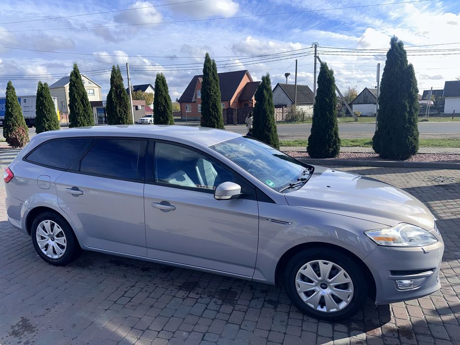 Продам Ford Mondeo IV рестайлінг, універсал, 2010 року випуску, модельний ряд 2011 року.