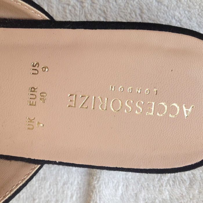 NOWE  klapki, buty, pantofle ,  czarny zamsz, r.40    MONSOON