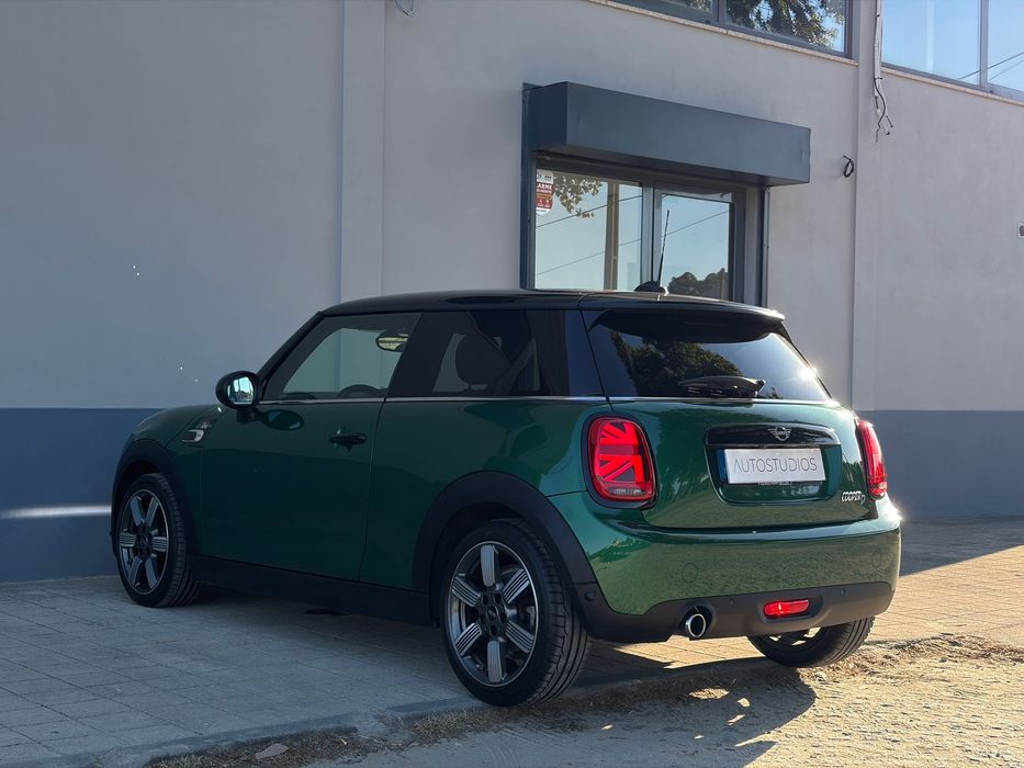 MINI 3 Portas Cooper D Auto foto 4
