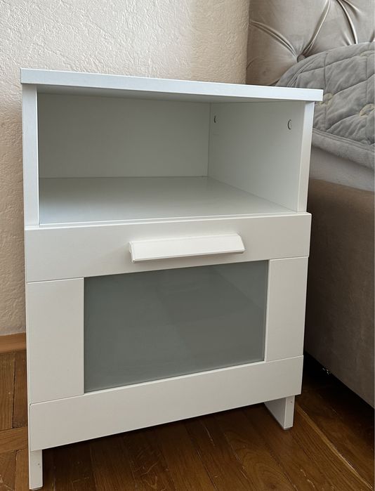 Придіжкові тумби IKEA