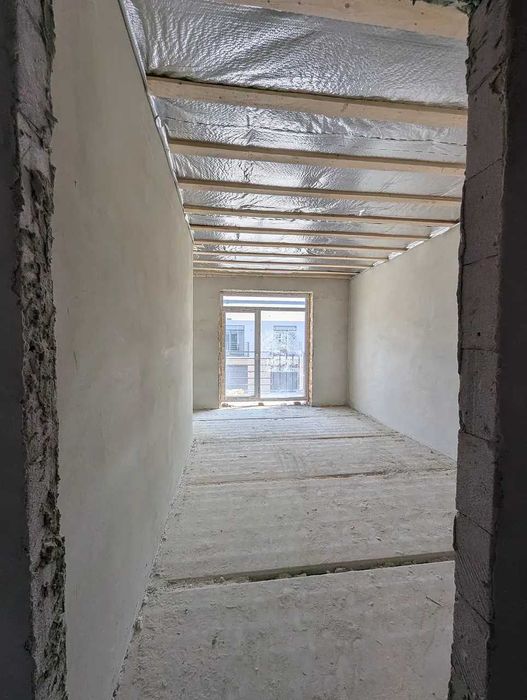 Готовий  до ремонту  Таунхаус