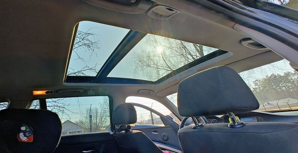 BMW E91, 2011 lift. 2l, diesel, manual