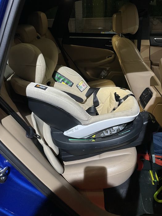 Дитяче автокрісло besafe (0-4 роки)