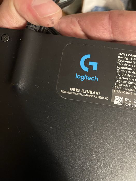 Teclado mecanico logitech g815 linear.