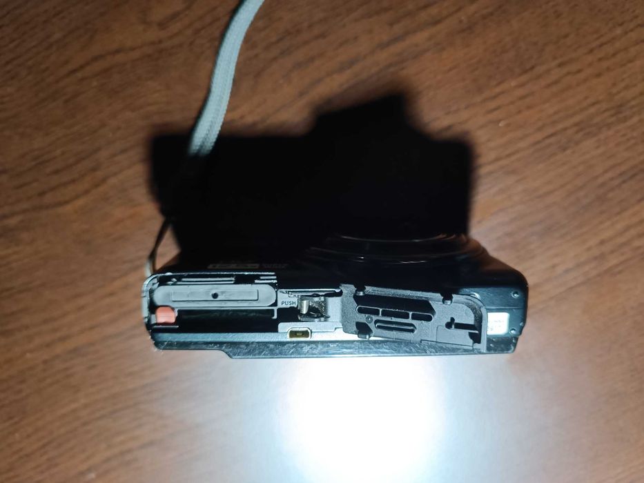 Цифровий фотоапарат Olympus VR-325