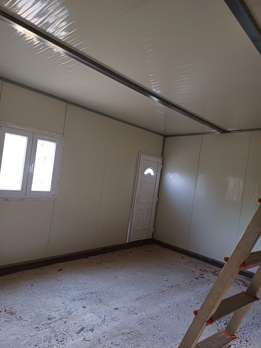 Casa Modulara, Contentores