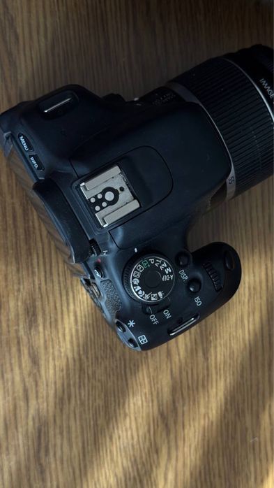 Продам Canon 600D+комплект