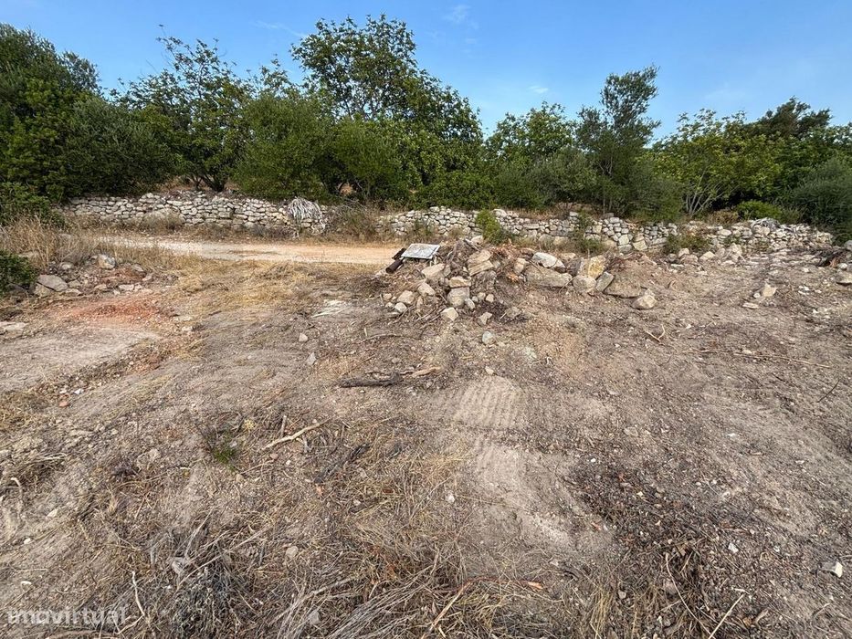 Terreno com Ruina em Charneca de São Faustino - Boliqueime - Loulé