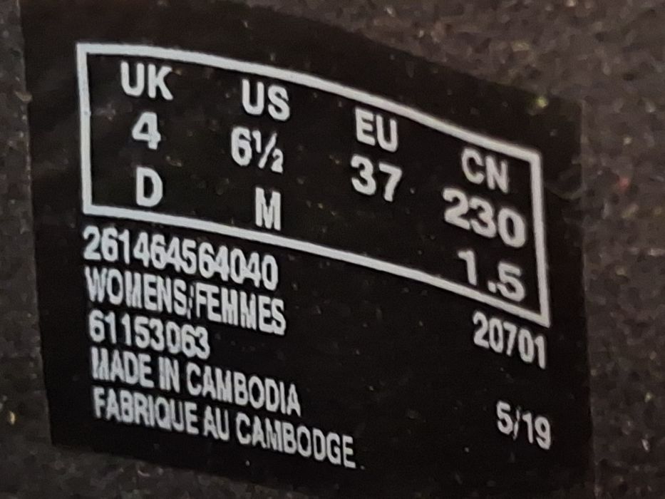 Clarks шкіряні черевики  ботильйони 37 р. Нові.