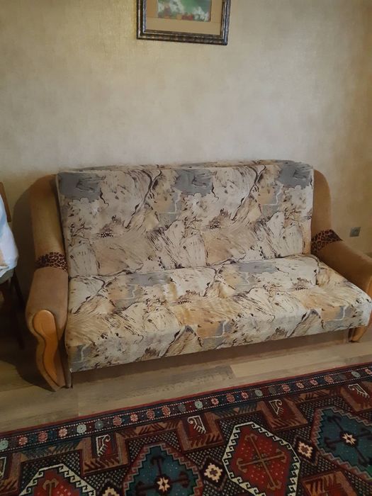 Диван чудовий стан