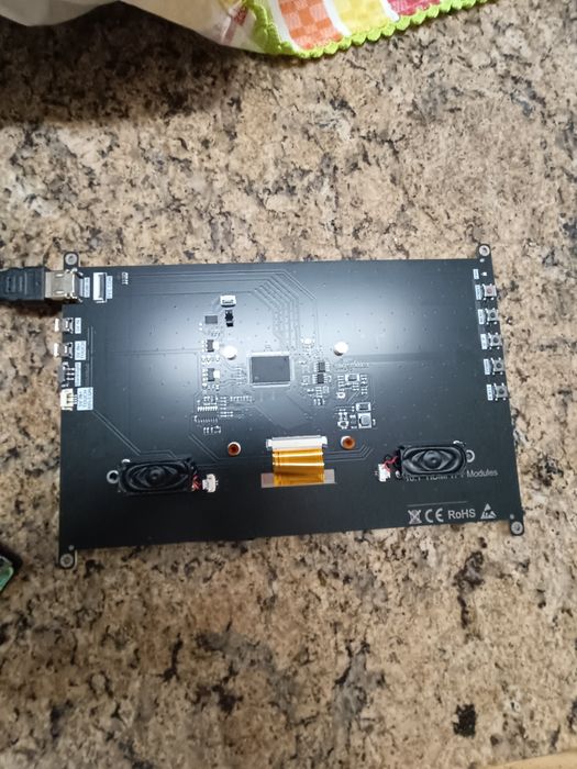Raspberry pi 5 8Gb + tela Touch 10"