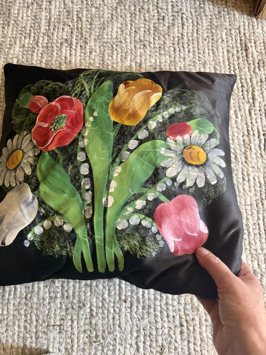 Ręcznie malowana poduszka vintage