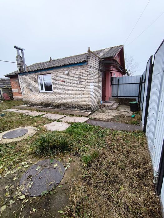 Половина будинку з усіма зручностями