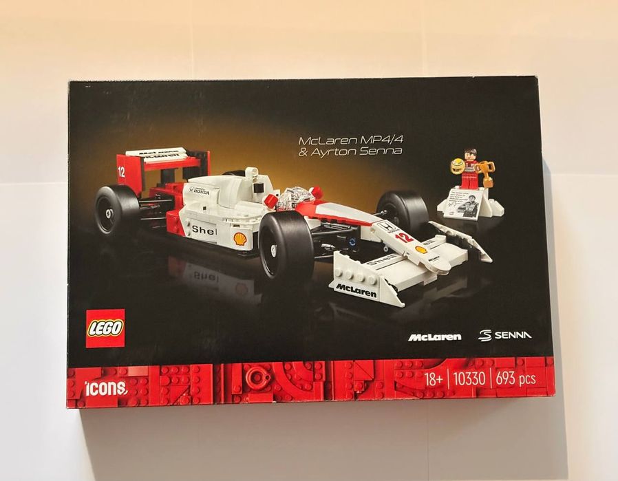 LEGO Icons McLaren MP4/4 & Ayrton Senna