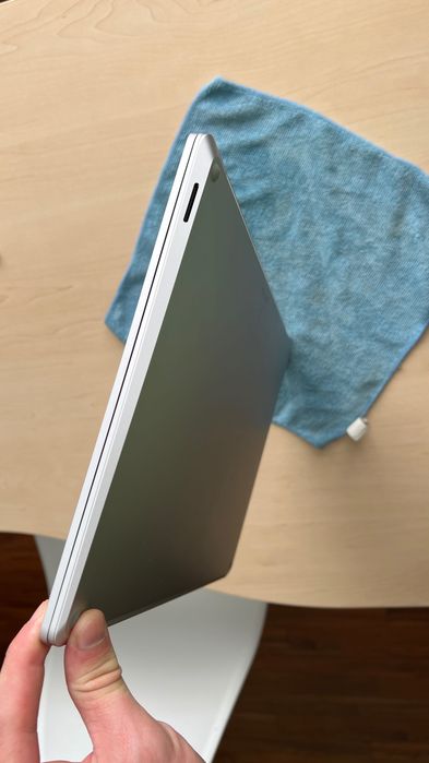 Продам Microsoft Surface Laptop 3 15" i5 16gb 256gb 4%