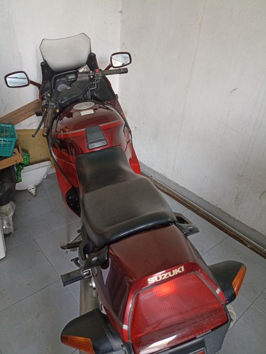 Moto Suzuki GSX1100f vendo ou troco