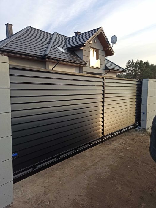 Balustrady, bramy, ogrodzenia