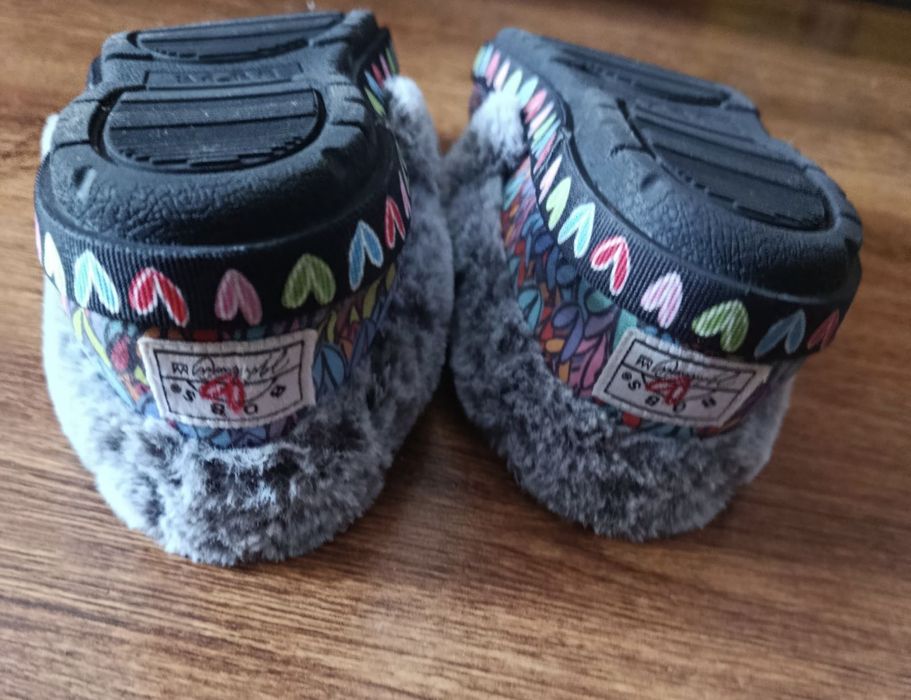 капці Skechers BOBS Too Cozy - Love Renegade.