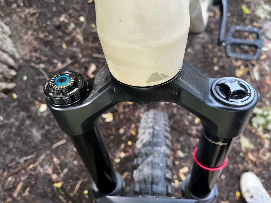 Canyon Spectral AL 5 2023 M 27.5 RockShox Lyrik / GX / Tubeless