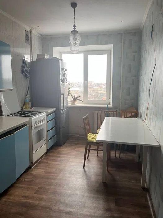 Продам 3-комн квартиру в районе Каруны ул.