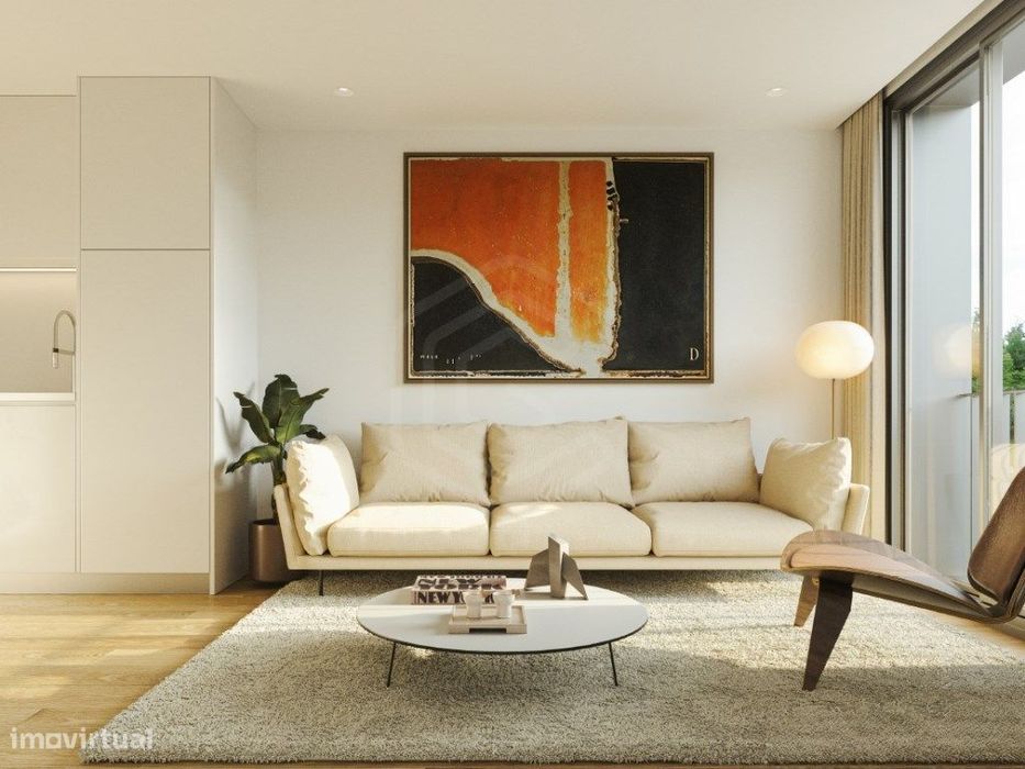 Apartamento T1 com Garagem em Paranhos - Porto