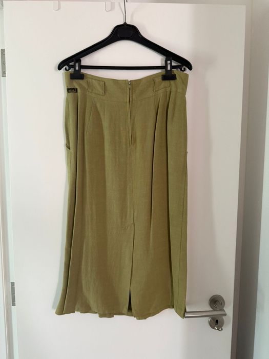 Casacos blusas vestidos senhora