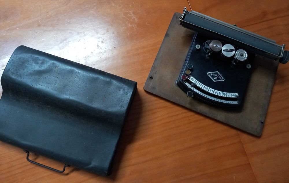 Máquina de Escrever Antiga