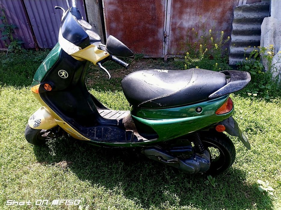 Продам скутер Peugeot