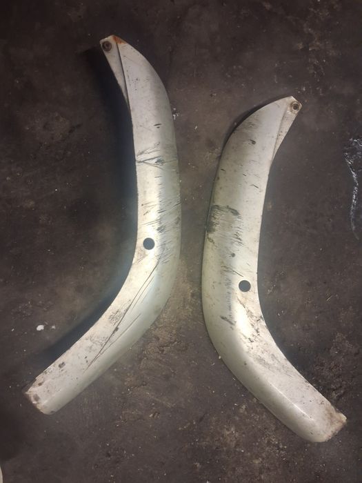 Toyota corolla verso II dokladka zderzaka sierp plastik