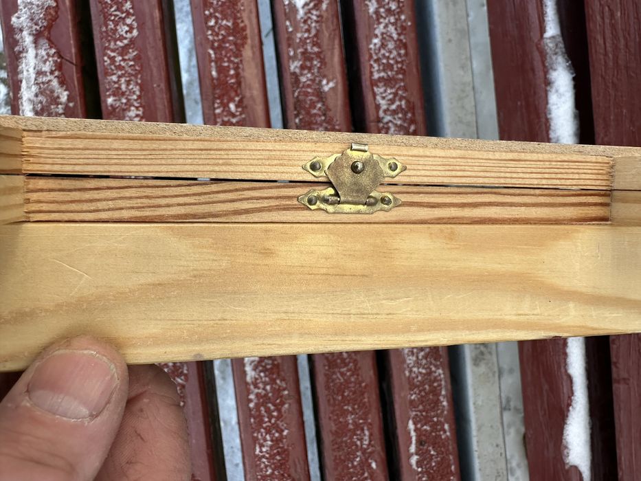 Продам мольберт настільний