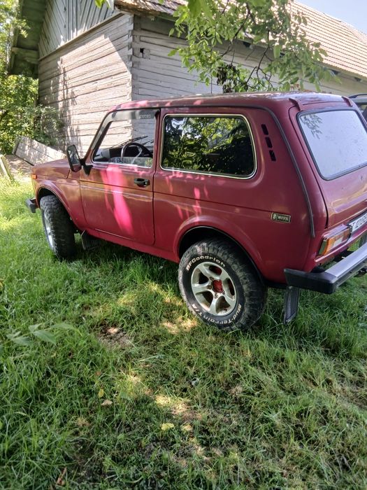 Продам  ниву 1980р ціна 2200$