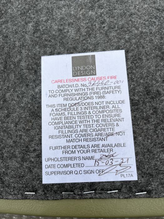 Fotele biurowe konferencyjne Lyndon Design Luge  by Nick Munro