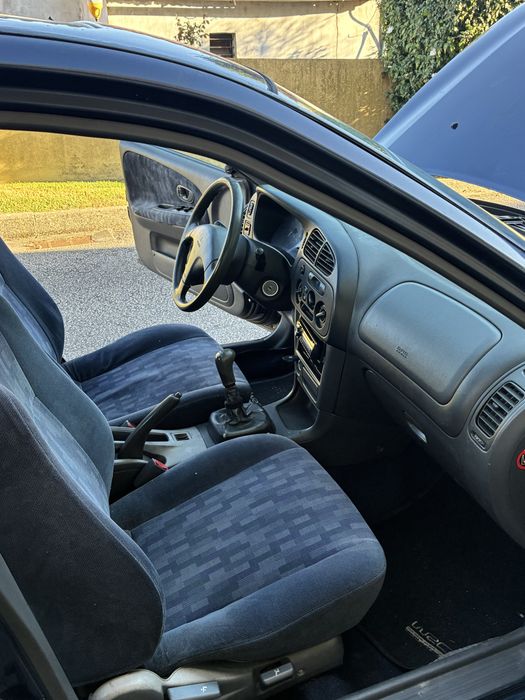 Vendo mitsubishi lancer de 1997 para peças ou utilização