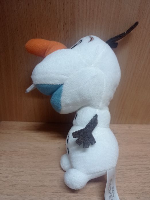 М'які іграшки Олаф та Ельза