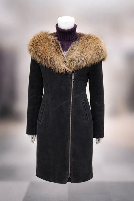 Жіноча дублянка, натуральна, стан нової, розмір